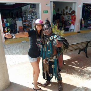 Meet your Posher, Monica